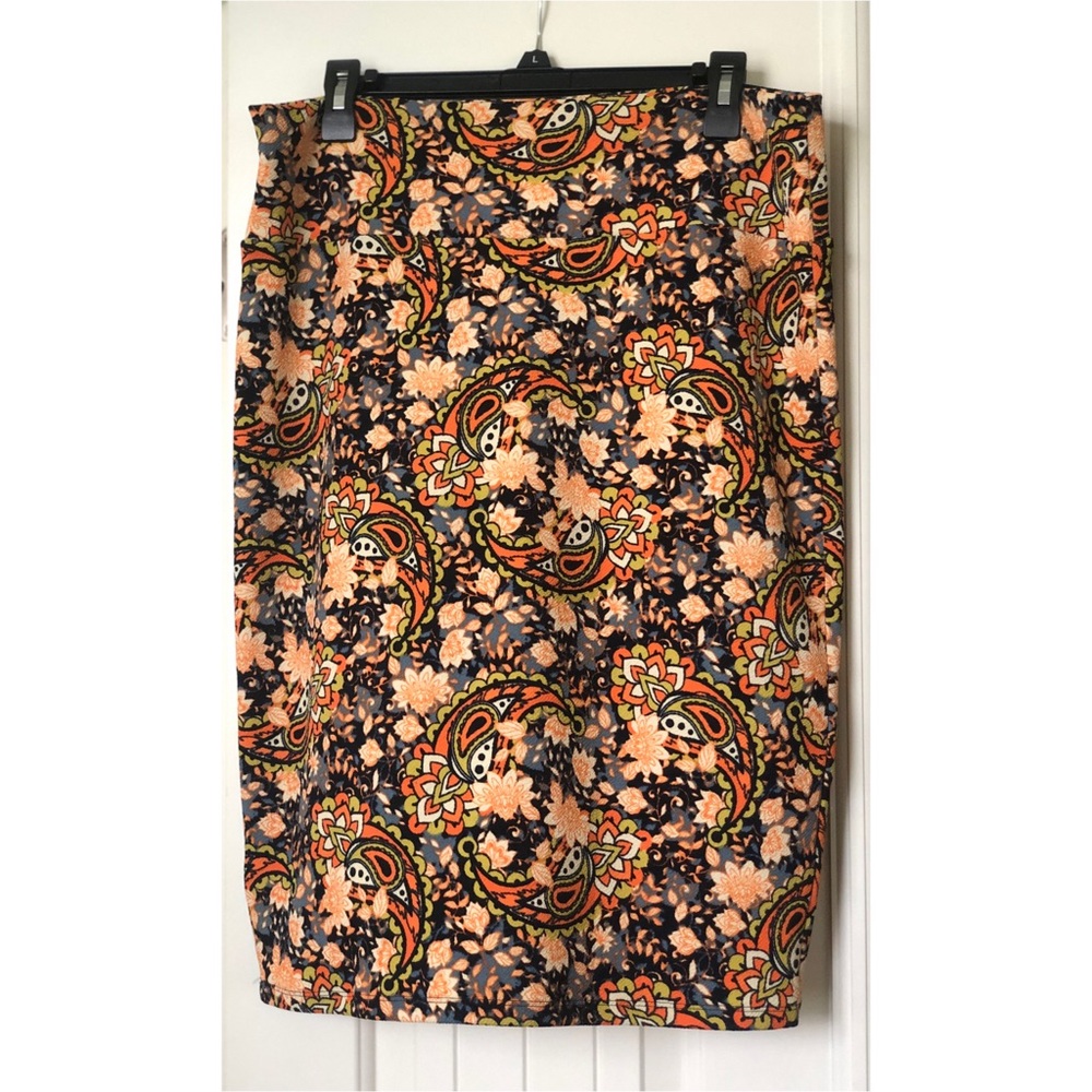 LulaRoe Cassie Skirt - Paisley
